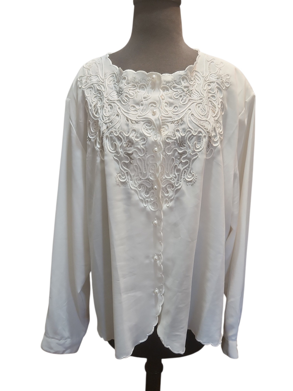 Vintage White Embroidered Lace-Accent Button-Front Blouse